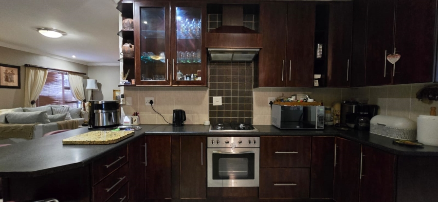 3 Bedroom Property for Sale in Wilkoppies North West